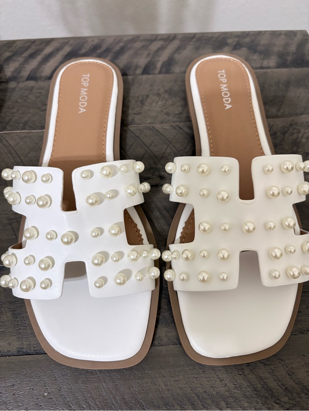 TOP Moda White Pearl-Stud Slide Sandals for Women - Picture 2 of 3